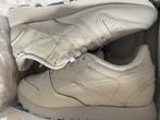 New Maison Margiela X Reebok maat 39, Verzenden, Nieuw, Wit, Sneakers of Gympen