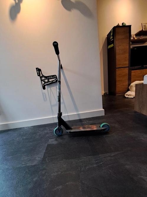 Professionele Stuntstep LEES BESCHRIJVING, Fietsen en Brommers, Steps, Zo goed als nieuw, Gewone step, Ophalen