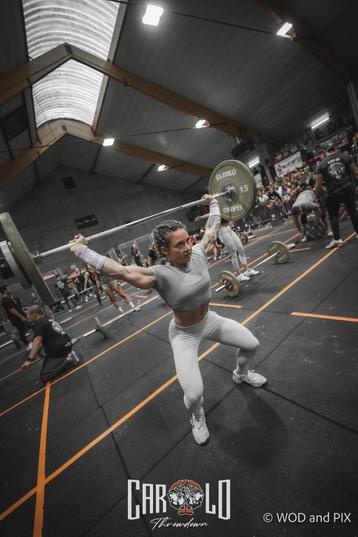 Rubber fitness-crossfit tegels; fit pro 100x100x2 ALS NIEUW beschikbaar voor biedingen