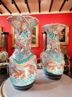 pair 19e Hichozan Imari vases, Antiek en Kunst, Ophalen