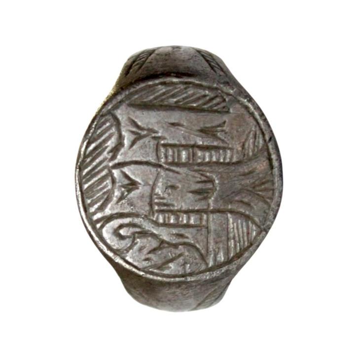 Bodemvondst middeleeuwse zilveren zegelring met Agnus Dei, Antiek en Kunst, Antiek | Goud en Zilver, Zilver, Verzenden