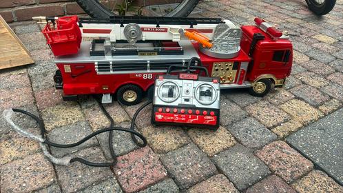 Vintage New Bright RC Brandweerwagen 1:14 schaal 1988 Scaler, Hobby en Vrije tijd, Modelbouw | Radiografisch | Auto's, Gebruikt