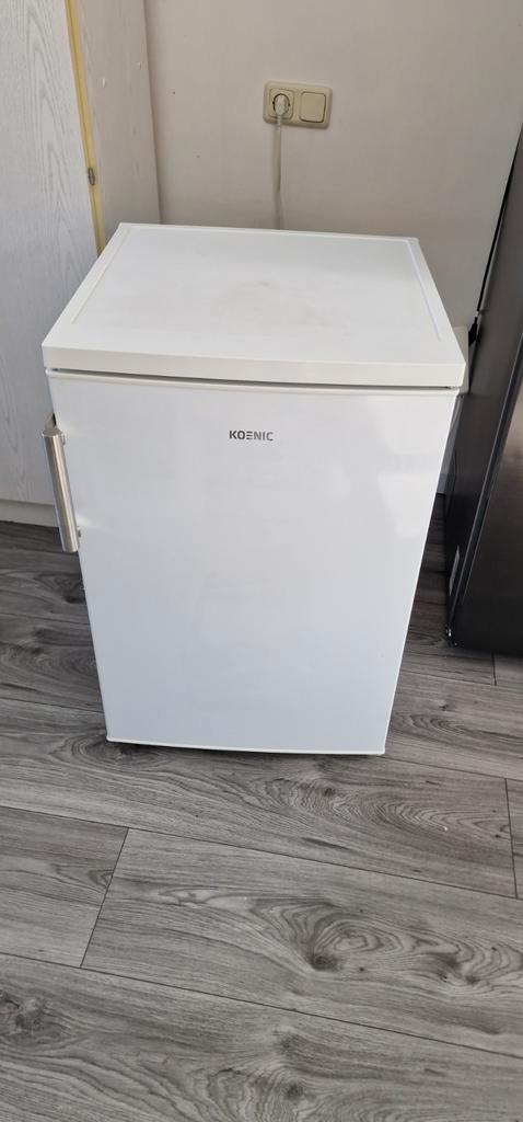 Koenic KFK41126A2 Koelkast A++ met vriesvak, Witgoed en Apparatuur, Koelkasten en IJskasten, Gebruikt, Met vriesvak, 100 tot 150 liter