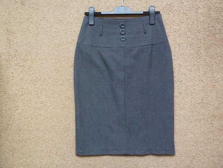 Grijze kokerrok maat 36 nieuw, Kleding | Dames, Rokken, Nieuw, Maat 36 (S), Grijs, Knielengte, Ophalen of Verzenden
