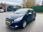 Peugeot 208 1.2 VTI  5-D 2014 Blauw/ D-RIEM vervangen, Auto's, Peugeot, Voorwielaandrijving, Stof, Zwart, 1199 cc
