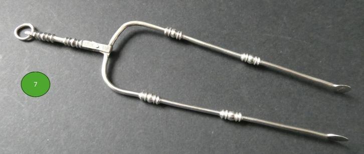 Zilveren miniatuur haardtang lengte 13,5cm 18e eeuw, Antiek en Kunst, Antiek | Goud en Zilver, Zilver, Verzenden