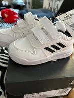 Adidas schoenen maat 21, Kinderen en Baby's, Babykleding | Schoentjes en Sokjes, Nieuw, Ophalen of Verzenden