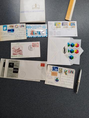 Enveloppen met postzegels - Liechtenstein, UN, Eur beschikbaar voor biedingen