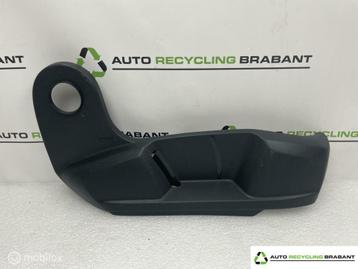 Bekleding Zijkap stoel rechterkant VW T-Cross 2GM881314A beschikbaar voor biedingen