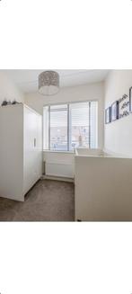 Kinderkamer bed / ledikant, commode, kast en kapstok, Kinderen en Baby's, Ophalen