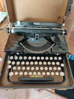 Typewriter ROYAL, Ophalen of Verzenden, Zo goed als nieuw