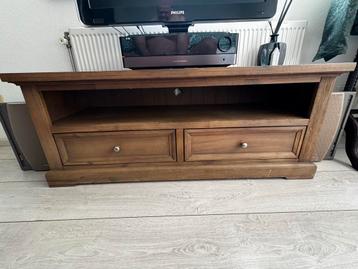 Massief houten TV meubel - 126cm breed beschikbaar voor biedingen
