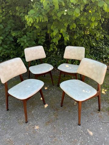 4 eetkamerstoelen (vintage/jaren60/skai)
