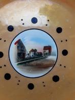 Emmen Allee souvenir bord, oranje met zwarte accenten, 25 cm, Antiek en Kunst, Antiek | Keramiek en Aardewerk, Ophalen of Verzenden