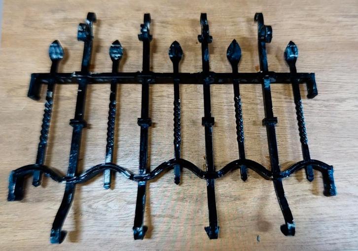 10 handgesmede doorval beveiligingrekjes, Tuin en Terras, Tuinhekken en Hekwerk, Gebruikt, Overige typen, IJzer, Ophalen of Verzenden