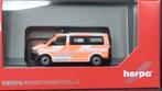Volkswagen VW Transporter T6 Feuerwehr Frankfurt Herpa pol, Verzenden, Zo goed als nieuw, Bus of Vrachtwagen, Herpa