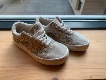 Vans Schoenen - Bloemetjes - Maat 31 beschikbaar voor biedingen