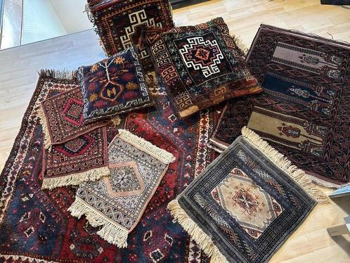 Collectie handgeknoopte perzische tapijten en kussens, Antiek en Kunst, Antiek | Kleden en Textiel, Ophalen of Verzenden