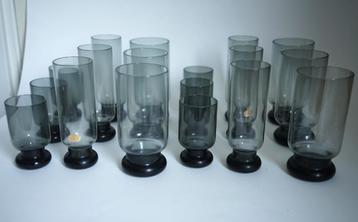 vintage design glas servies set 18x dikke voet Bohemia fumé beschikbaar voor biedingen