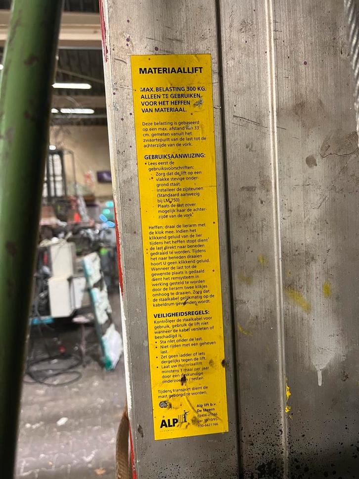 ALP Materiaallift 300kg, 7.40m - 400V, Doe-het-zelf en Verbouw, Ladders en Trappen, Gebruikt, 4 meter of meer, Ophalen