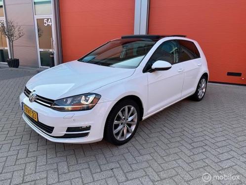 Volkswagen Golf 7 1.2 TSI Highline 5DRS PANO-NAVI-KM NAP-NL, Auto's, Volkswagen, Bedrijf, Te koop, Golf, ABS, Achteruitrijcamera