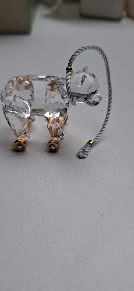 Swarovski beer op wielen, Verzamelen, Swarovski, Gebruikt, Figuurtje, Ophalen