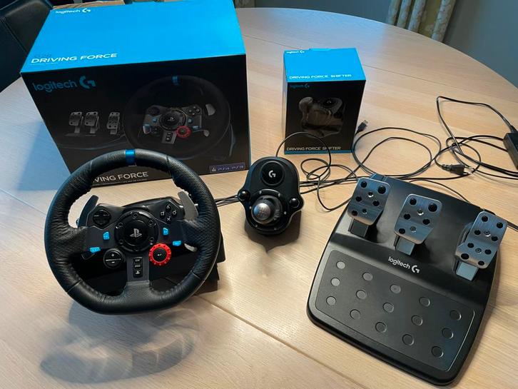 PlayStation Logitech G29 race stuur met pedalen en koppeling, Spelcomputers en Games, Spelcomputers | Sony PlayStation Consoles | Accessoires