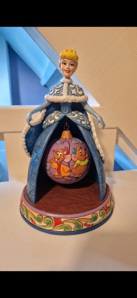 Disney traditions kerst, Verzamelen, Disney, Zo goed als nieuw, Beeldje of Figuurtje, Winnie de Poeh of vrienden, Ophalen of Verzenden