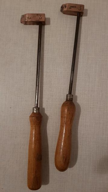 Antieke Soldeerbouten beschikbaar voor biedingen