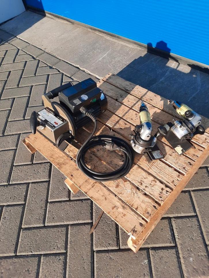 3xNitto Kohki HB-15B 230V Hand Beveler Laskantenfrees 15-45°, Doe-het-zelf en Verbouw, Gereedschap | Lasapparaten, Zo goed als nieuw