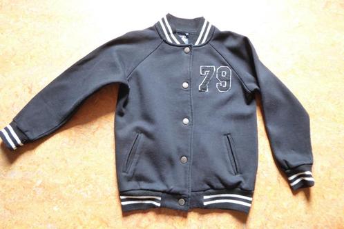 Leuk zwart highschool jasje van Units in maat 10 ofwel 140, Kinderen en Baby's, Kinderkleding | Maat 140, Gebruikt, Jongen of Meisje
