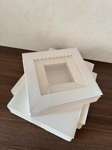 Taartdoos 20x20x25cm met Venster beschikbaar voor biedingen
