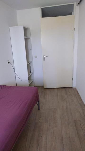 NIEUW! Woonruimte te huur Varenhof, Rotterdam beschikbaar voor biedingen