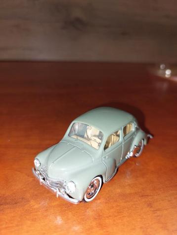 RENAULT 4CV beschikbaar voor biedingen