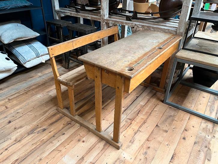 Oud houten schoolbankje, Antiek en Kunst, Antiek | Meubels | Stoelen en Banken, Ophalen