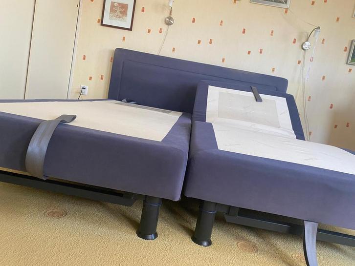 Verstelbaar Pullman bed, Huis en Inrichting, Slaapkamer | Boxsprings, Zo goed als nieuw, 180 cm, 200 cm, Tweepersoons, Blauw, Ophalen