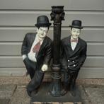 Laurel en Hardy beeld / lamphouder, 40 tot 70 cm, Kunststof, Gebruikt, Tuin