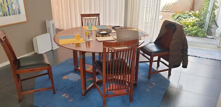 Eettafel Schuitema + 4 Stoelen, Huis en Inrichting, Complete eetkamers, 4 tot 6 stoelen, Ophalen