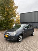 Ford Fiësta 1.3 8V 3DR , NIEUW APK + ONDERHOUD, Auto's, 1299 cc, 4 cilinders, Bedrijf, Handgeschakeld