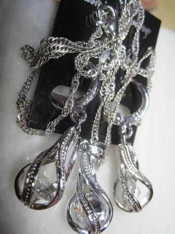 Excellent oorbellen met hanger zilver 925 en verguld  beschikbaar voor biedingen