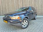 Volvo XC90 3.2 AUTOMAAT 7 PERS NWE APK LEDER 181DKM NETTE AU, Auto's, Volvo, 238 pk, 128 €/maand, Zwart, Blauw