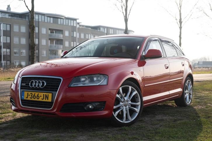 Audi S3 wielen & nieuwe Pirelli all season 225/40/18, Auto-onderdelen, Banden en Velgen, Band(en), All Season, 18 inch, 225 mm