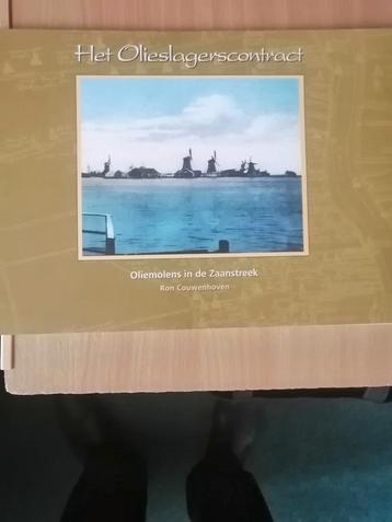 2 boeken Zaanse molens door R.Couwenhoven Zaanstreek beschikbaar voor biedingen