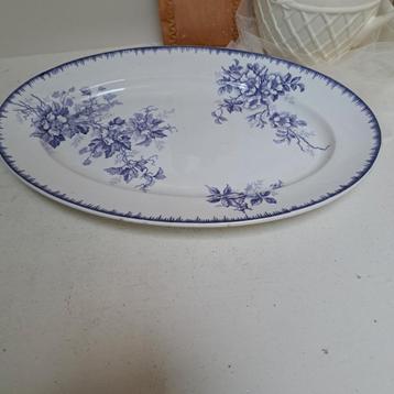 SOCIETE CERAMIQUE MAESTRICHT OLGA Schaal 26 x 39 cm  beschikbaar voor biedingen