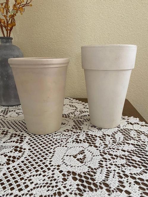 Mediterraans Terracotta bloempot / vaas crèmekleurig, Tuin en Terras, Bloempotten, Zo goed als nieuw, Aardewerk, Binnen, Balkon
