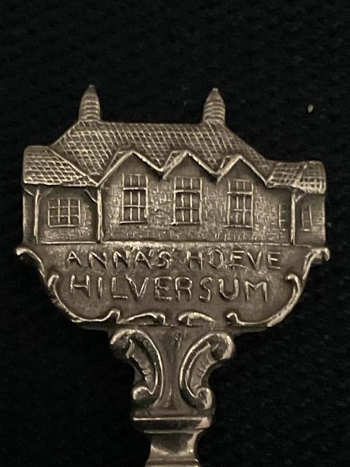 Lepeltje uit Hilversum, Antiek en Kunst, Antiek | Bestek, Ophalen of Verzenden