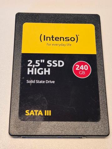 Intenso 240Gb SSD 2,5" Sata beschikbaar voor biedingen