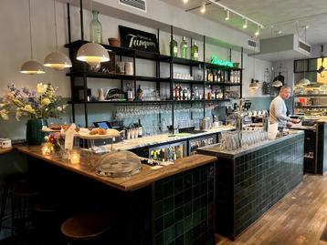 Complete bar – hout, marmer, staal & tegels  beschikbaar voor biedingen