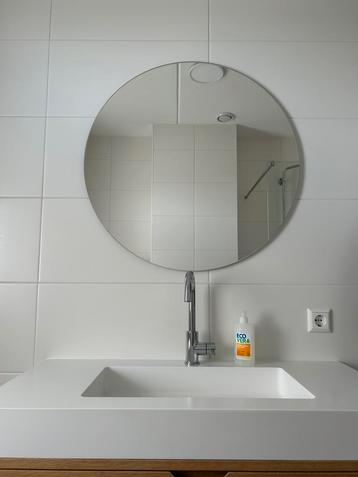 Badkamerspiegel rond 80 cm beschikbaar voor biedingen