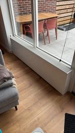 Sentimo Radiatorbekleding - Wit - 175 cm x 46,5 cm x 10,5 cm, Doe-het-zelf en Verbouw, Verwarming en Radiatoren, Ophalen, 30 tot 80 cm